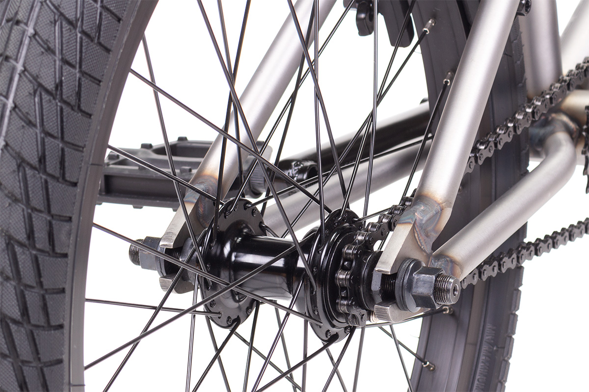 RAW - DURCUS ONE BIKES official site